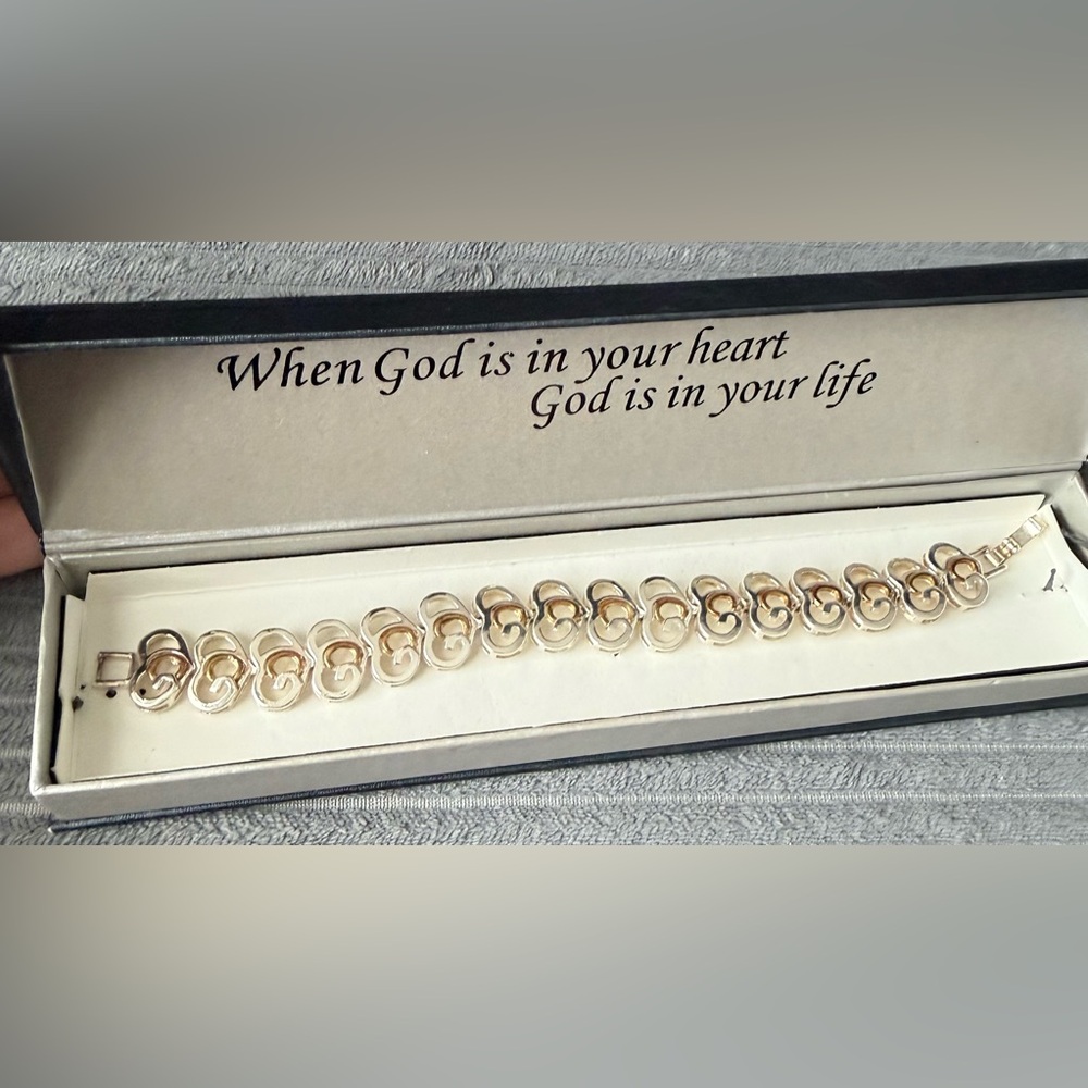 God’s Heart Link Bracelet In Box God Spelled Two Tone